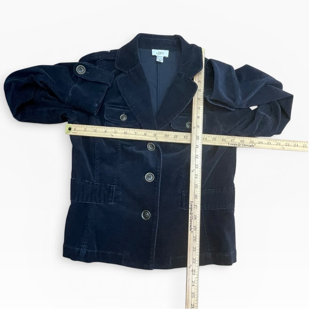 LOFT Navy Corduroy Tailored Blazer size: 8 - Picture 4 of 10